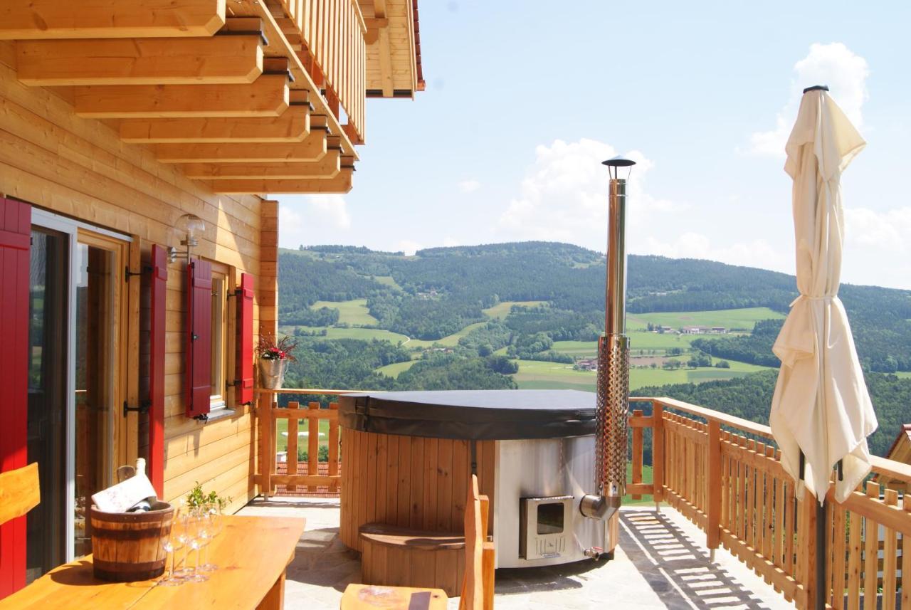 Bergchalet Am Waldrand - Pool, Sauna & Kamin Pöllauberg Esterno foto