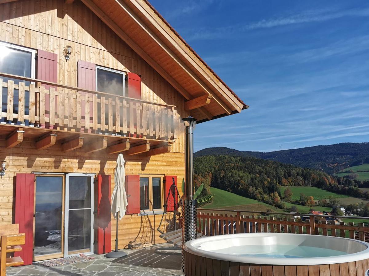 Bergchalet Am Waldrand - Pool, Sauna & Kamin Pöllauberg Esterno foto