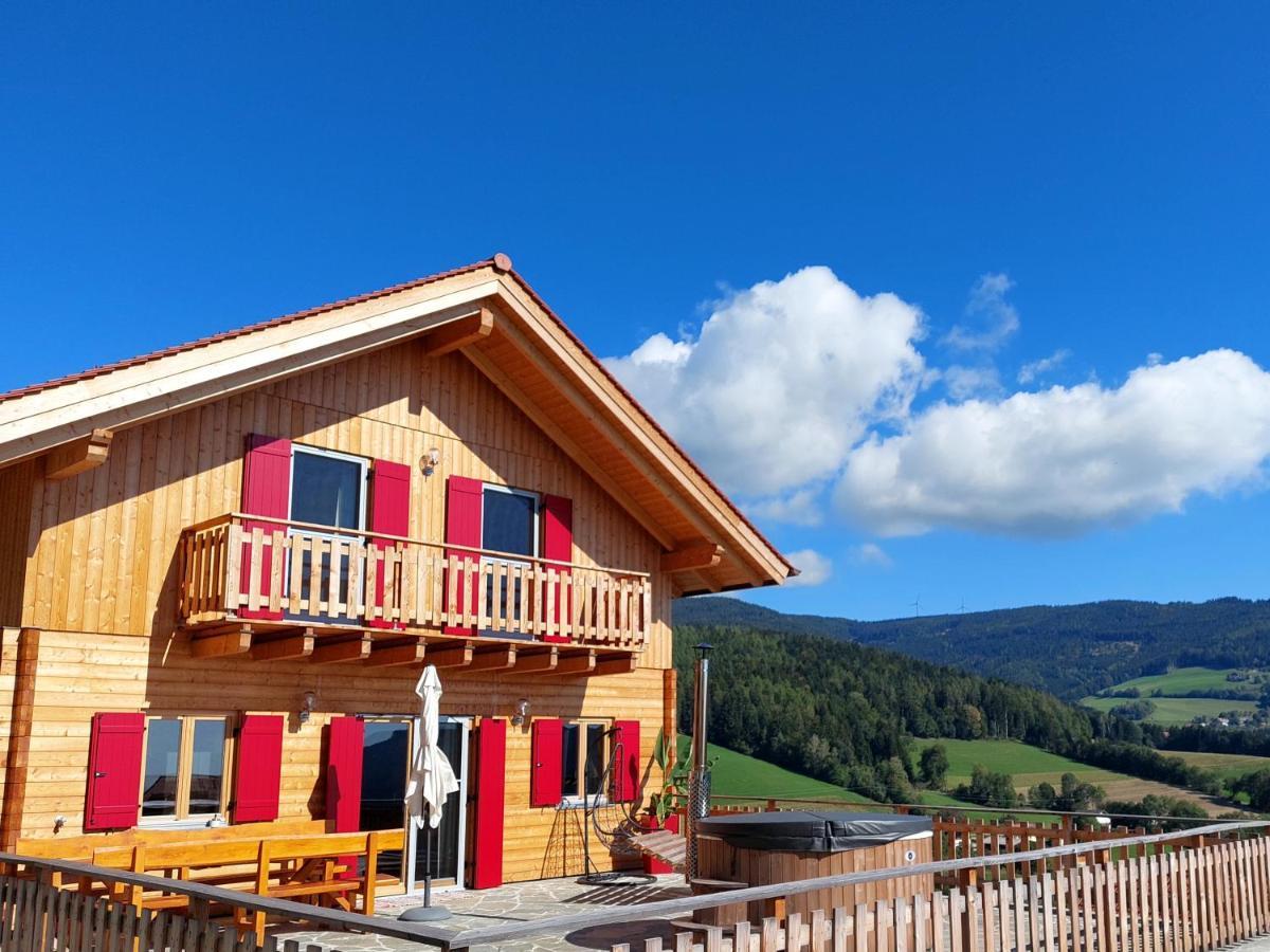 Bergchalet Am Waldrand - Pool, Sauna & Kamin Pöllauberg Esterno foto
